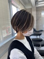 イキ 表参道(iki omotesando)&nbsp;モード/無造作ウェーブ/大人ガーリー[表参道駅]