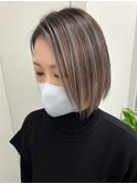 ダブルカラーハイライトベージュカラーケアブリーチショートボブ