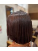 人気のピンク系ブラウン/ツヤ髪カラー／ボブ／40代50代60代