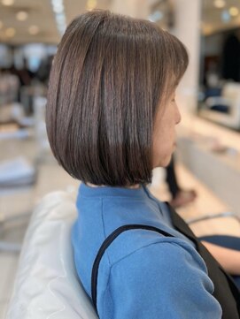 ザビー(THE B) 本八幡×ミディアムボブ×ミセス