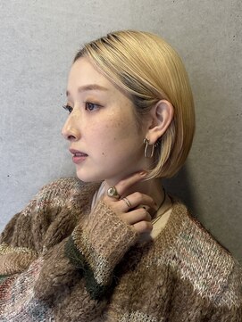 フォト 武蔵小杉(foto) ショート/ボブ/センター分け前髪/髪質改善/ハイトーンカラー