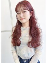 イル(ill)&nbsp;透明感レッド系カラー　ナミ巻き　ロング　大須