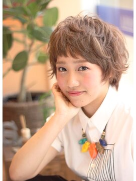 クララ サカエ(CLALA Sakae LA.DONNA group) マニッシュガーリー