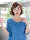 流しバングのゆるふわボブ