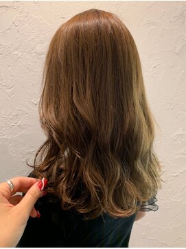 ソレイユ シンサカエ(SOLEIL SHINSAKAE) 大人気♪ブリーチなしのイエローベージュ☆