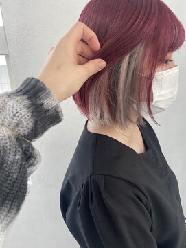 ヘアー アレス(hair ales) レッドカラー　赤カラー　ボブカット