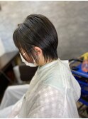耳掛けショートスタイル