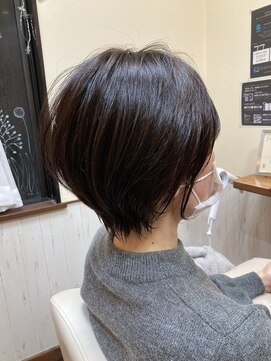 エレン(ELEN) くびれショート