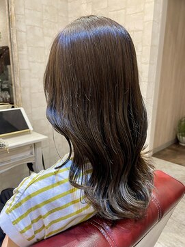 クオリア(Quaria) 【艶感★オルチャンヘア】韓国風 巻き髪大人可愛い小顔カール☆