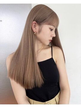 サイン 表参道(SIGN) ミディアムヘアグレージュカラーデザインカラーシルキーベージュ