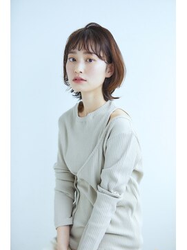 エイチバイシオミエイチ 神戸三宮(H by shiomi H) 【shiomi H】ミディアムロング