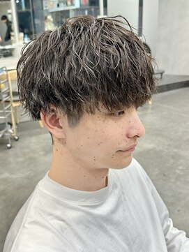 フィフス 渋谷(fifth) メンズマッシュ波巻きスパイラルパーマツイストスパイラルパーマ