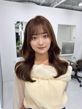 ハピネス 梅田茶屋町店(HAPPINESS) レイヤーロングぱっつん前髪ミルクティベージュブリーチなし