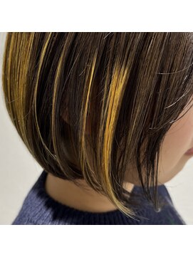 サル(saru) #ポイントカラー × #イエローカラー