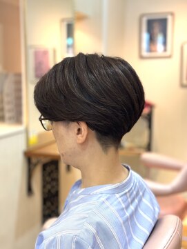 ステラ STELLA ショート/刈り上げ/髪質改善20代30代40代