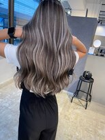 メリー オオサカ(Merly Osaka)&nbsp;white silver highlight