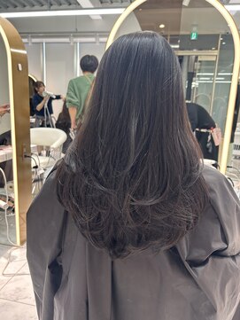 ロンドルピナス 小倉(Lond Lupinus) ブルーブラック/ワイドバング/美髪のススメ/外ハネボブ/北九州