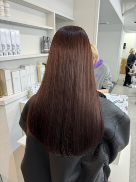 ペレ 栄 アネックス(PELE栄ANNEX) 韓国 くびれロング レイヤー ワンホンヘア 小顔前髪