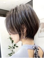 ビュートヨナカ(VIEW TOYONAKA) 30代/ショートカット/小顔/グレージュ