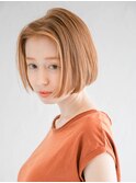 切りっぱなしボブスタイル