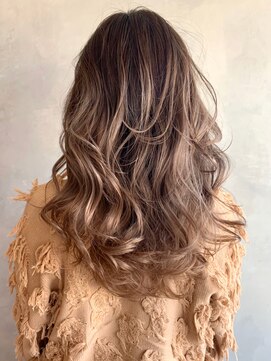 アイティー バイ アルバム 中野店(IT by ALBUM) ミルクティーベージュ_ウェーブパーマフォギーベージュ_ba291101