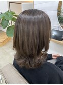 ミディアムレイヤースタイル