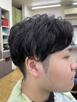 カットクラブ 髪切虫(CUT CLUB 髪切虫) ツーブロックスタイル