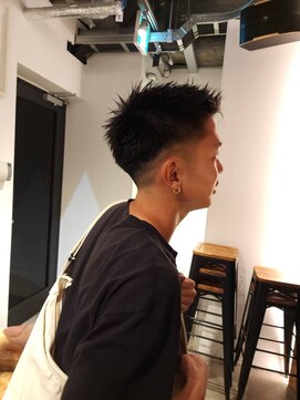 ブロック ジャポン(bloc japon) スパイキーショートフェードスタイル