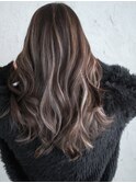 ハイライトショートヘアレイヤーカットダブルカラー