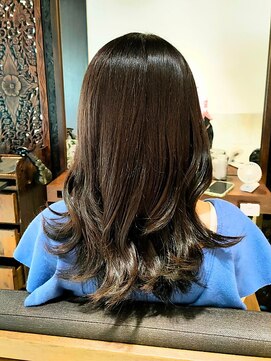 ヘアリゾート粋 ティガ 池袋店(tiga) 艶髪カラー/ダークブラウン/カール