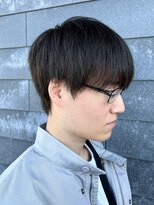 ヒュイル バイ ニアウ(Hwyl by Niau) ナチュラルマッシュウルフショートネープストレートカットメンズ