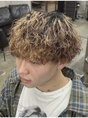 禁断のブリーチパーマ　波巻きプードル