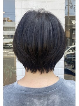 ヒップス(Hip★s) 大人女性のショートボブ　髪と頭皮のエイジングケア