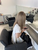 キング 高槻(K!ng)&nbsp;縮毛矯正髪質改善ハイライトレイヤーカット高槻美容室エクステ