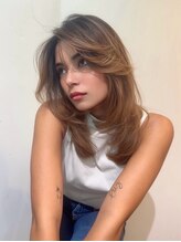 ユーレルム(U-REALM) セミロングレイヤー/海外風レイヤー/カーテンバング/レイヤー