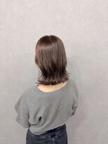 フランチェスカドットボブ(francesca.bob)&nbsp;オリーブグレージュ×ミディアムボブ【渡辺俊弥】梅田