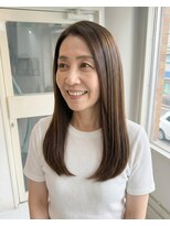 零秒女髪 千里丘店 上品な大人女性の艶髪ストレートロング髪質改善美髪艶カラー艶感