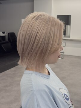 アンドシー(&C.) レイヤーボブ、ホワイトベージュ