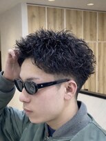 オーバル ジングウマエ(OVARL jingumae)&nbsp;ピンパーマスパイキーショートツイストスパイラルフェザーパーマ