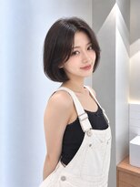 フォト 新宿三丁目(foto)&nbsp;髪質改善縮毛矯正地毛風ストレート切りっぱなしボブ