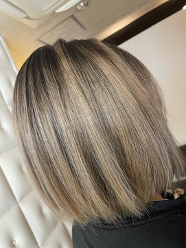 ヘアコンセプト マスト(Hair Concept MAST) コントラストバレイヤージュハイライト