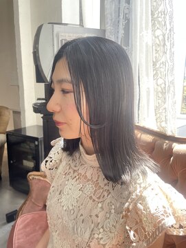 レガーレ(Legare) 外ハネミディアムスタイル