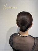 シニヨン ヘアアレンジ 結婚式 パーティヘア