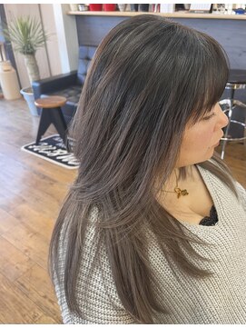 シェルター(Shelter) バレイヤージュカラー