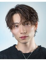 オーシャントーキョーオーバー 渋谷(OCEAN TOKYO OVER) センターパートフェザーパーマニュアンスパーマシャドウパーマ