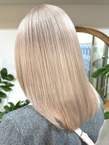 サンク 原宿 表参道(cinq) ハイトーンカラーブロンドカラーミルクティーベージュレイヤー