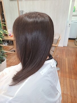 ヒア(HiA) ツヤツヤヘアー
