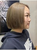 ハイトーンベージュ