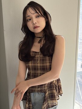 シア(sia) ロングレイヤーミディアムレイヤー20代女性30代女性心斎橋南船場