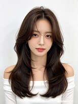 エイチ ウルフカット 大阪梅田(811)&nbsp;くるみちゃんヘアベリーショートマッシュウルフミディアムボブ